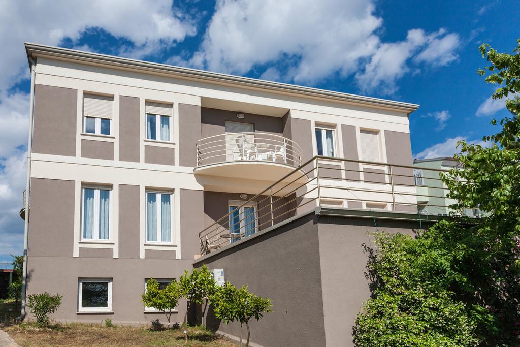 Apartments Villa Lilly Pula Pokój zdjęcie